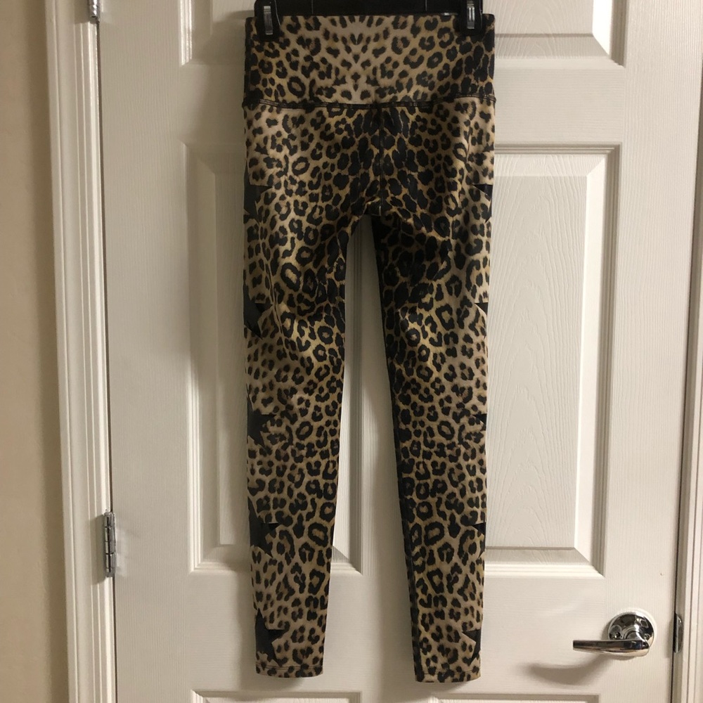Noli Ace Leopard Leggings Size Small - Picture 4 of 4